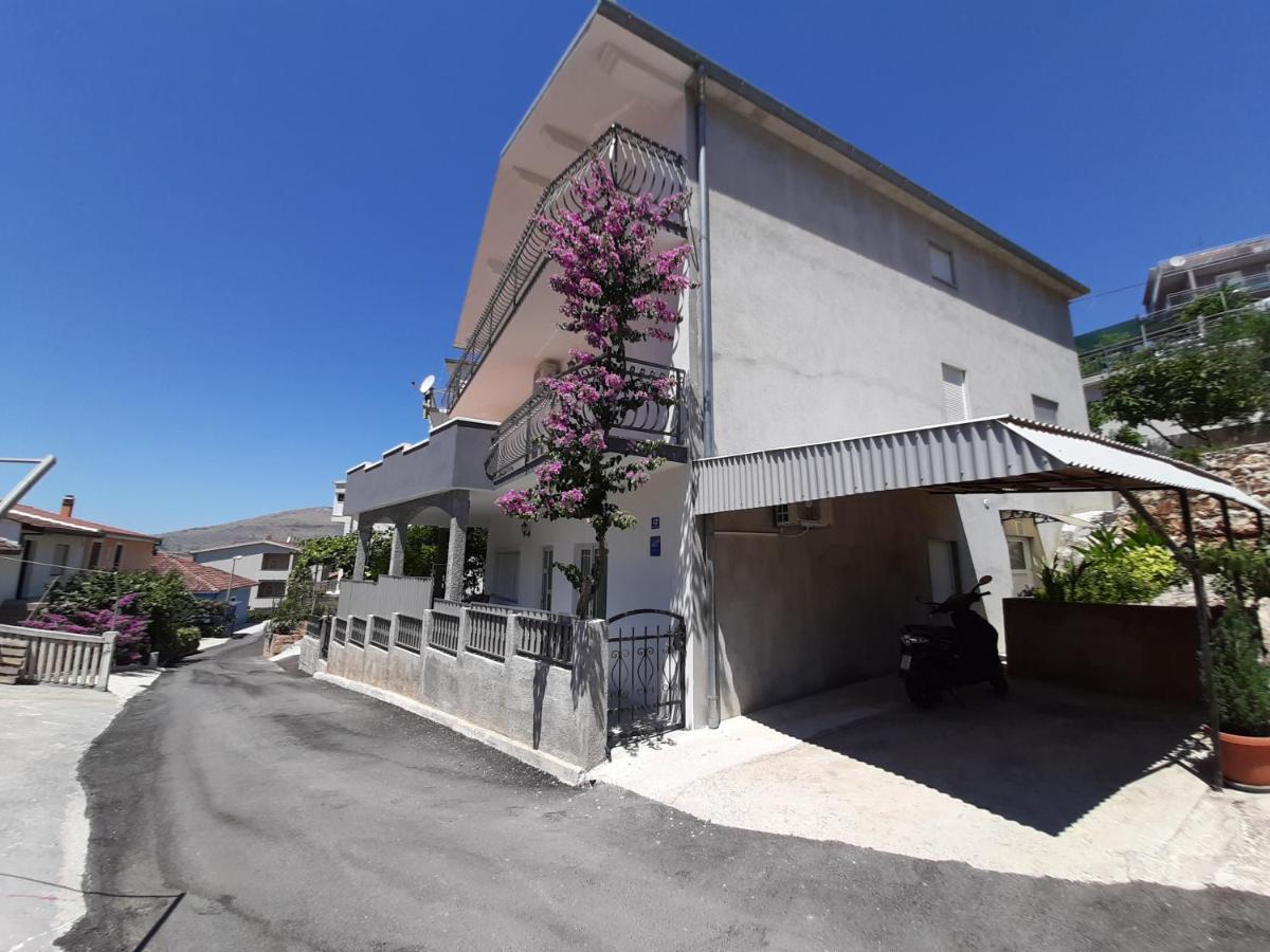 Apartment Luna Trogir Exterior photo