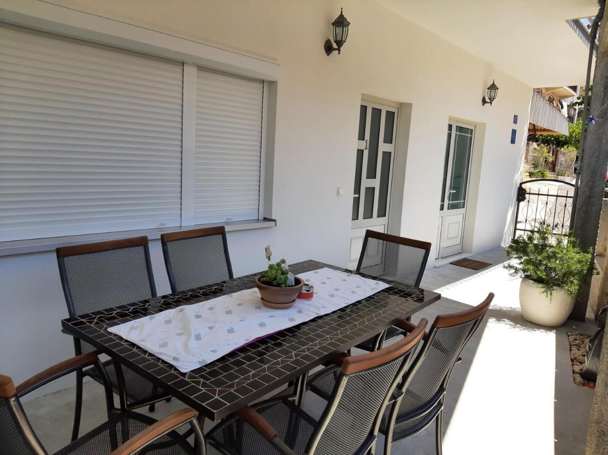 Apartment Luna Trogir Exterior photo