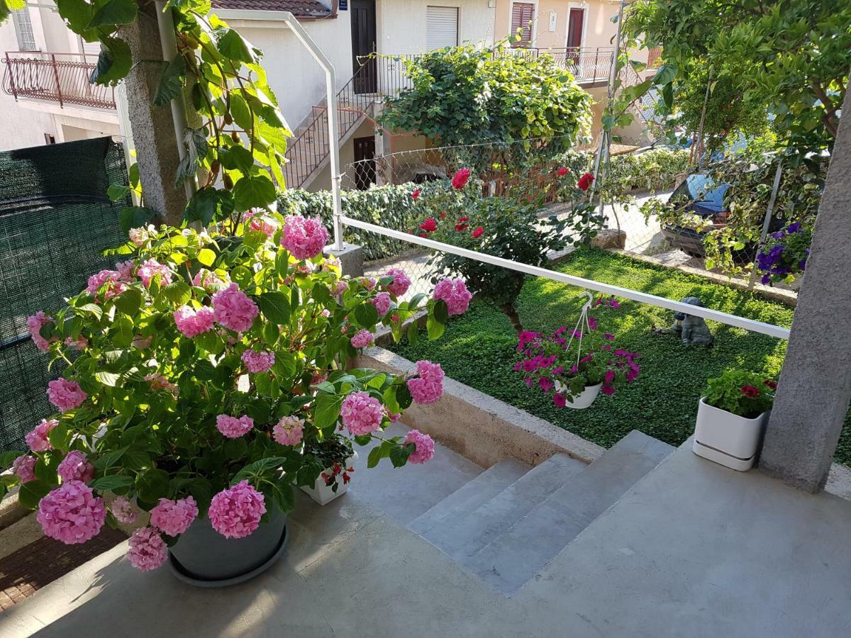 Apartment Luna Trogir Exterior photo