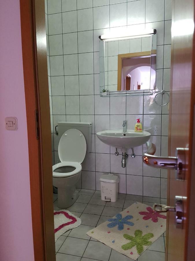 Apartment Luna Trogir Exterior photo